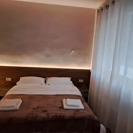 Edgar's Center Appartement *