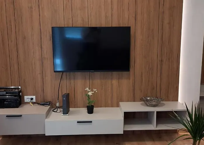 Edgar's Center Апартаменты